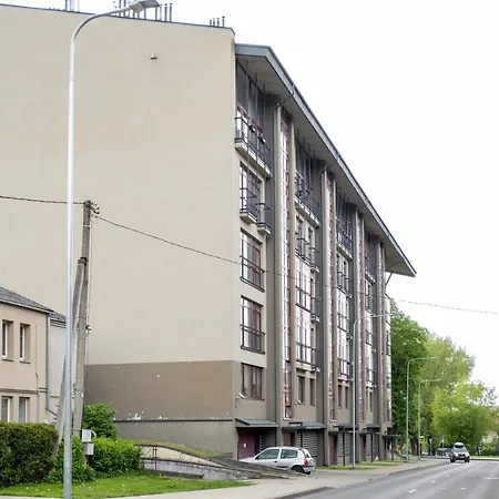Διαμέρισμα Spacious With Cozy Balcony By Urban Rent